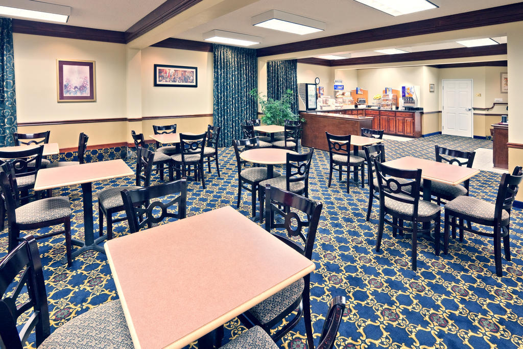 Days Inn & Suites By Wyndham Tahlequah Restaurante foto